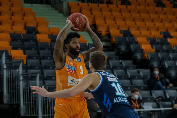 应绑架集体 应绑架集体