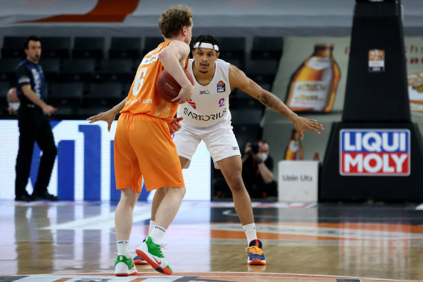 两队的未来 两队的未来